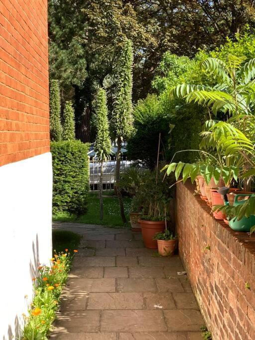 Lepine- Holiday Apartment In Sunny Folkestone Exterior foto