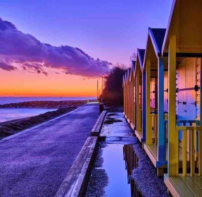 Lepine- Holiday Apartment In Sunny Folkestone Exterior foto